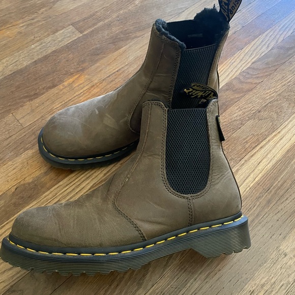 Dr. Martens Brown Chelsea Boots - Picture 2 of 6